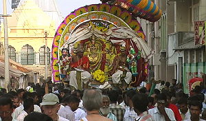Arunachaleswara among the people
